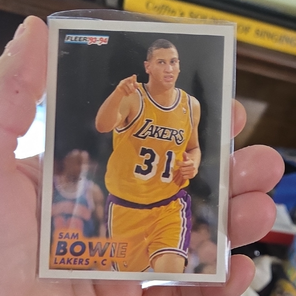 Fleer 93-94 Sam Bowie Lakers Trading Card
